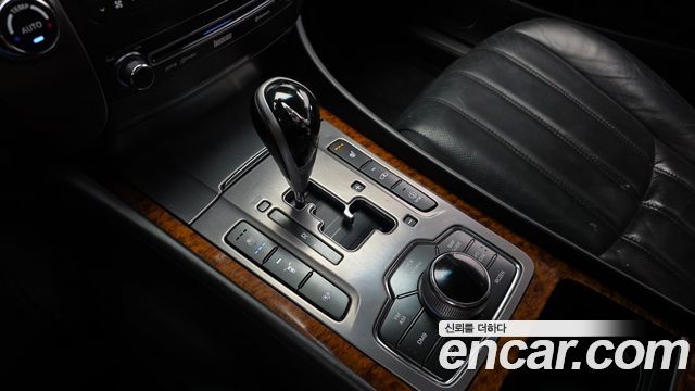 Hyundai Equus 2011 — photo 9