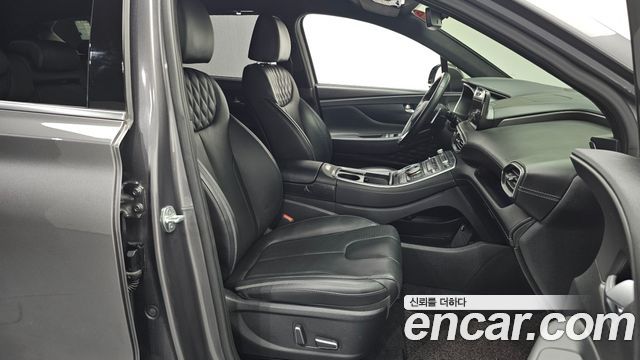 Hyundai Santafe 2021 — photo 17