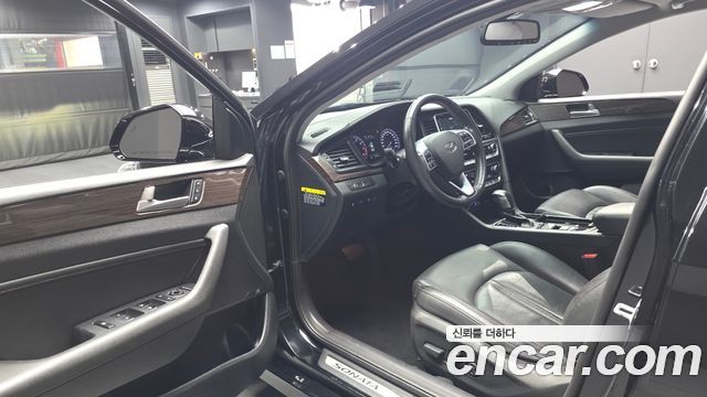 Hyundai Sonata 2019 — photo 13