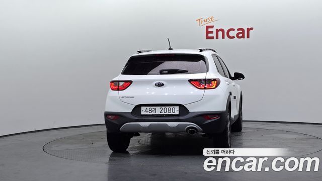 Kia Stonic 2018 — photo 4
