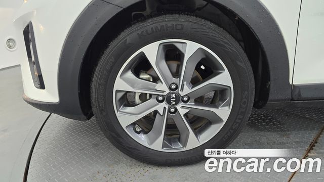 Kia Stonic 2018 — photo 5