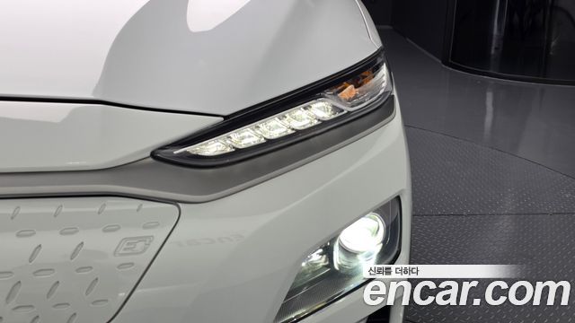 Hyundai Kona 2020 — photo 8