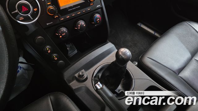 KG Mobility KORANDO 2015 — photo 12