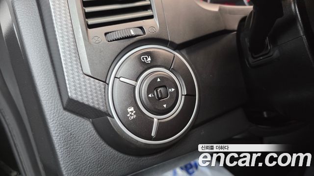 KG Mobility KORANDO 2015 — photo 22