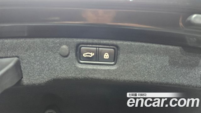 Kia K7 2020 — photo 30