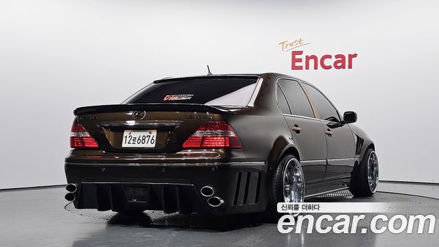 Lexus LS 2005 — photo 2