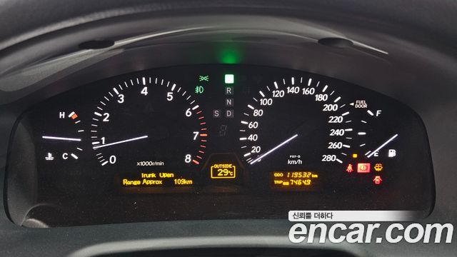 Lexus LS 2005 — photo 8