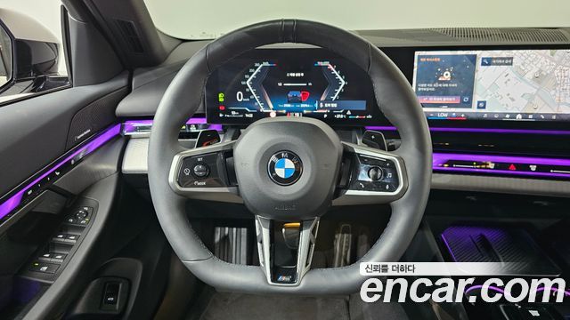 BMW 5-Series 2025 — photo 18