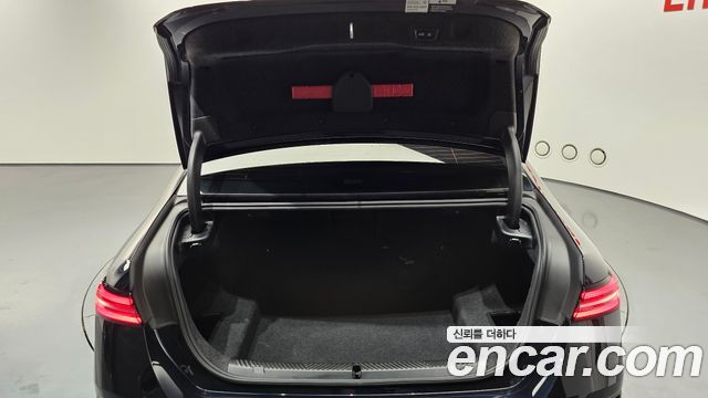 BMW 5-Series 2025 — photo 26