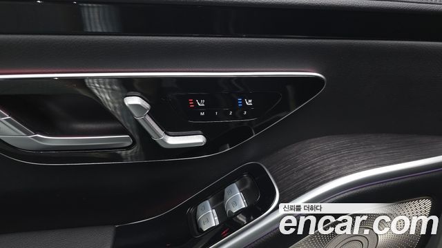 Mercedes-Benz S-Class 2022 — photo 23
