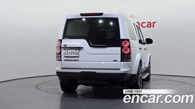 Land Rover Discovery 2016 — photo 4