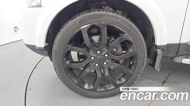 Land Rover Discovery 2016 — photo 5