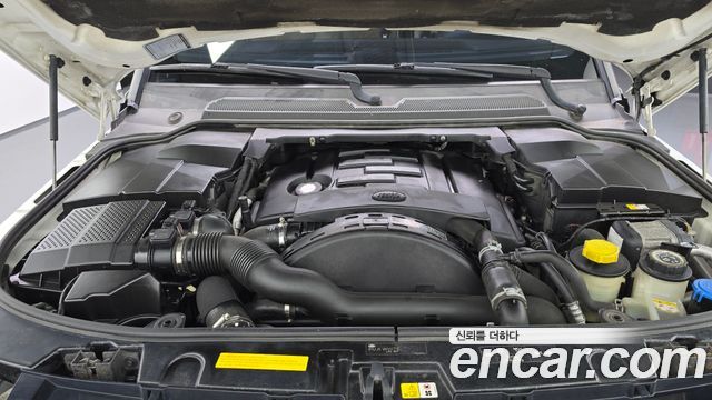 Land Rover Discovery 2016 — photo 6