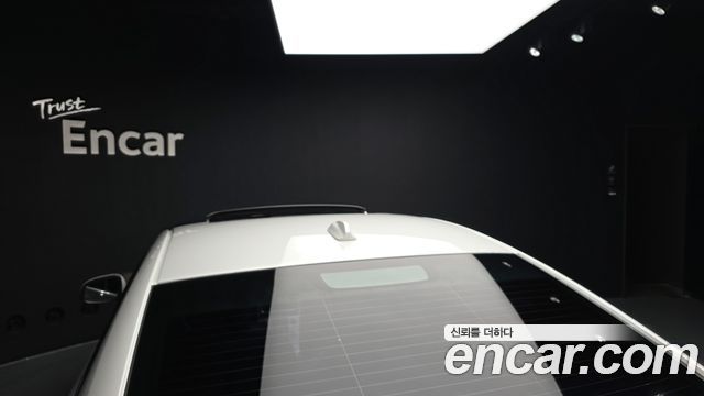 Volvo S60 2017 — photo 38