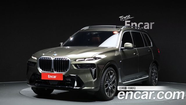 BMW X7 2025 — photo 1