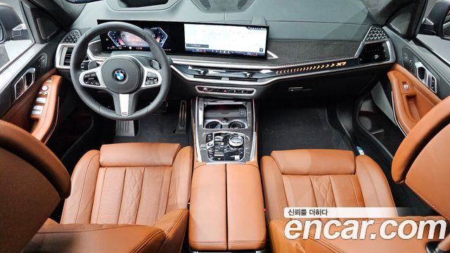 BMW X7 2025 — photo 10