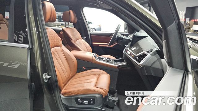 BMW X7 2025 — photo 18