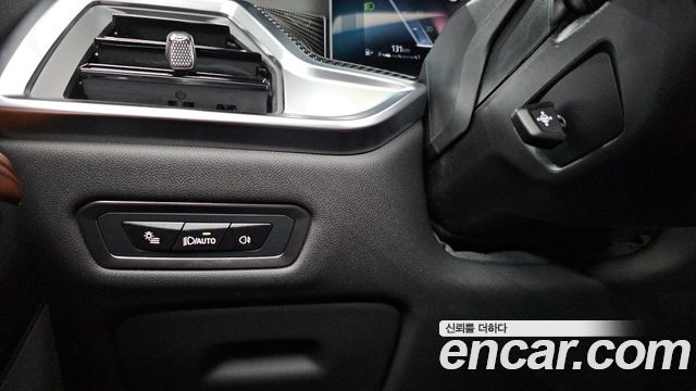 BMW X7 2025 — photo 26