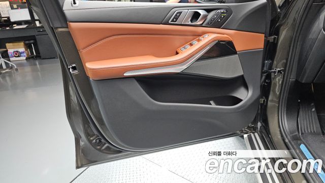 BMW X7 2025 — photo 14