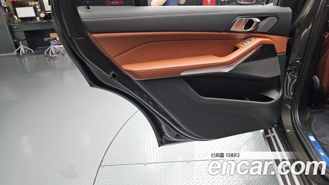 BMW X7 2025 — photo 15