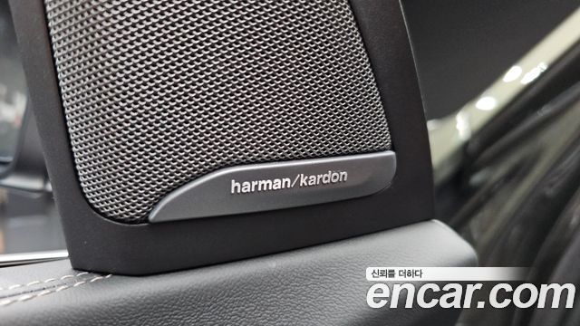 BMW X7 2025 — photo 32