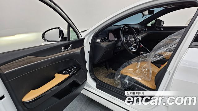 Kia K5 2021 — photo 10