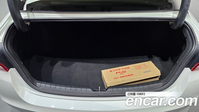 Kia K5 2021 — photo 20