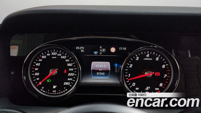 Mercedes-Benz E-Class 2019 — photo 8