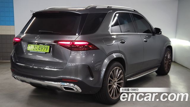 Mercedes-Benz GLE-Class 2025 — photo 2