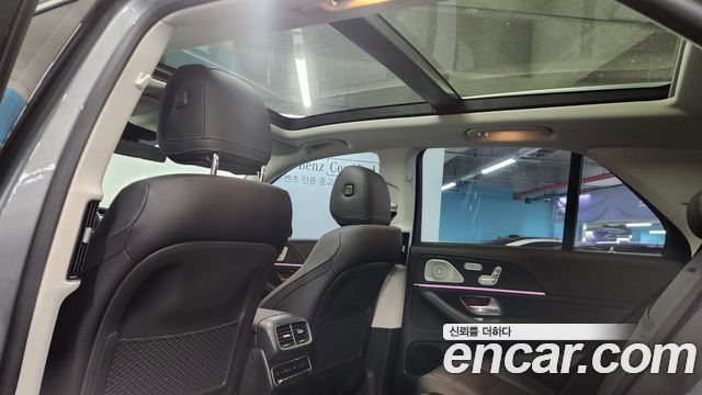 Mercedes-Benz GLE-Class 2025 — photo 6