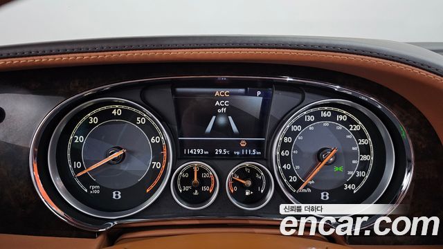 Bentley Flying Spur 2014 — photo 8