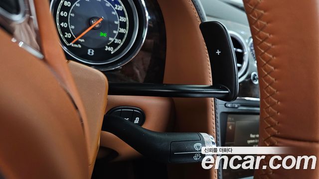 Bentley Flying Spur 2014 — photo 19
