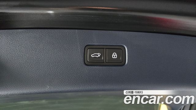 Genesis GV80 2021 — photo 28