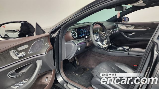 Mercedes-Benz CLS-Class 2019 — photo 10
