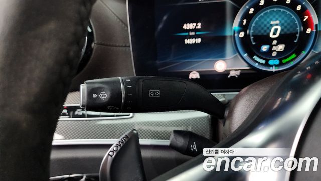 Mercedes-Benz CLS-Class 2019 — photo 19