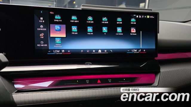 BMW 5-Series 2026 — photo 20