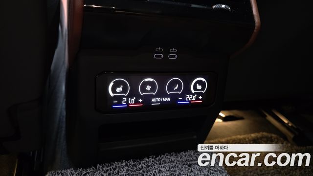 BMW 5-Series 2026 — photo 26