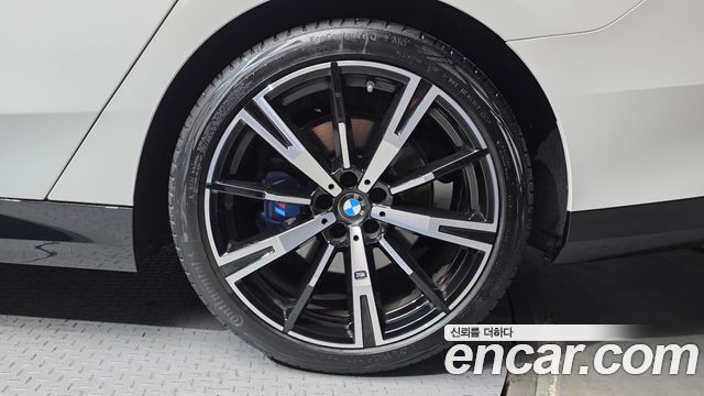 BMW 5-Series 2026 — photo 7