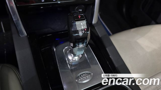 Land Rover Discovery Sport 2020 — photo 9
