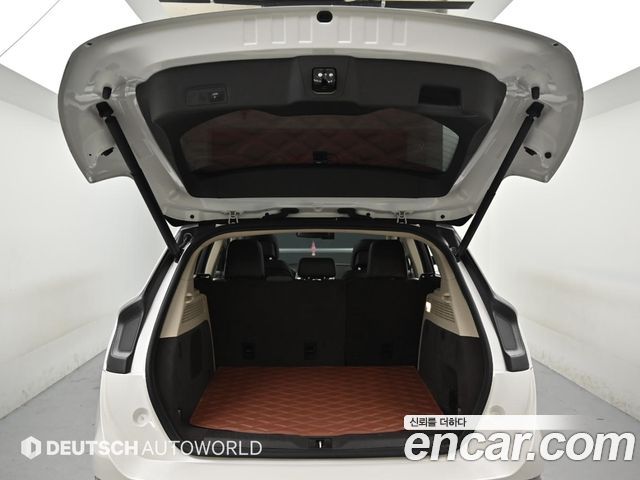 Lincoln MKC 2019 — photo 19