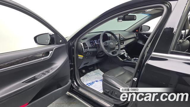 Hyundai Grandeur 2018 — photo 10