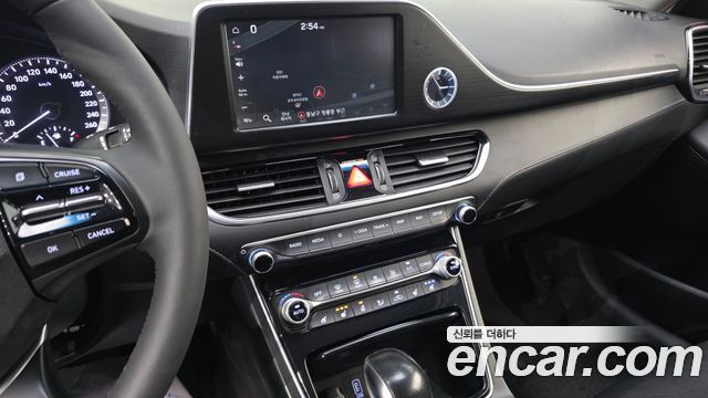 Hyundai Grandeur 2018 — photo 16