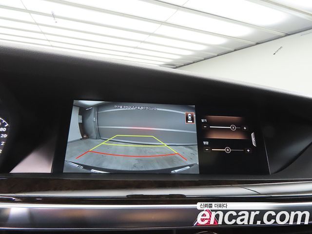 Genesis G90 2019 — photo 14