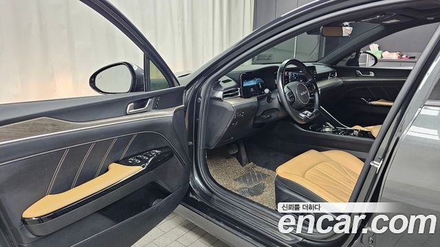 Kia K5 2022 — photo 13