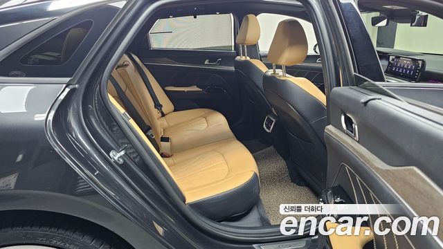 Kia K5 2022 — photo 17