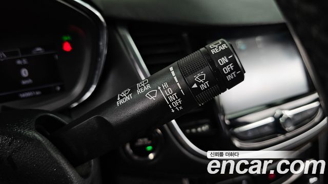 Chevrolet Korea Trax 2018 — photo 24