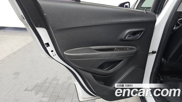 Chevrolet Korea Trax 2018 — photo 15