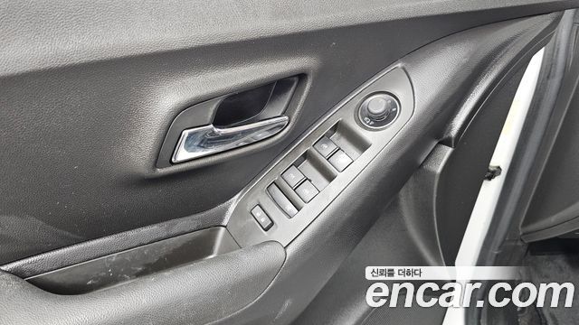Chevrolet Korea Trax 2018 — photo 29
