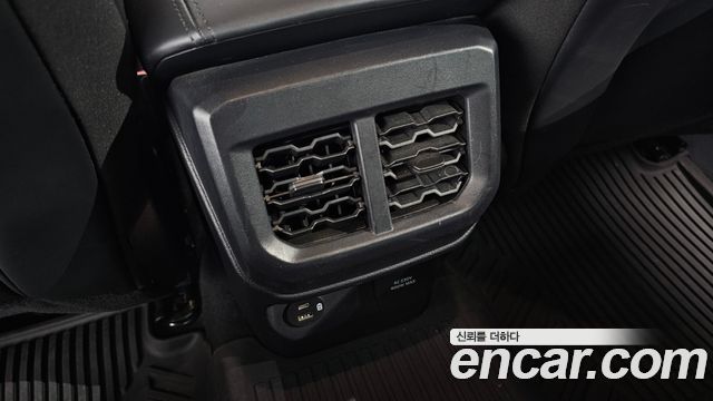 Ford Ranger 2023 — photo 31