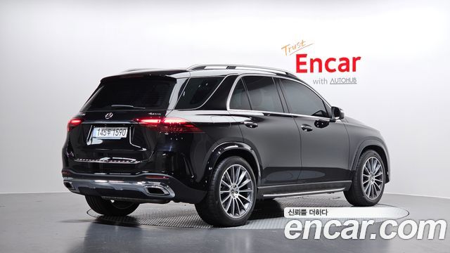 Mercedes-Benz GLE-Class 2025 — photo 2